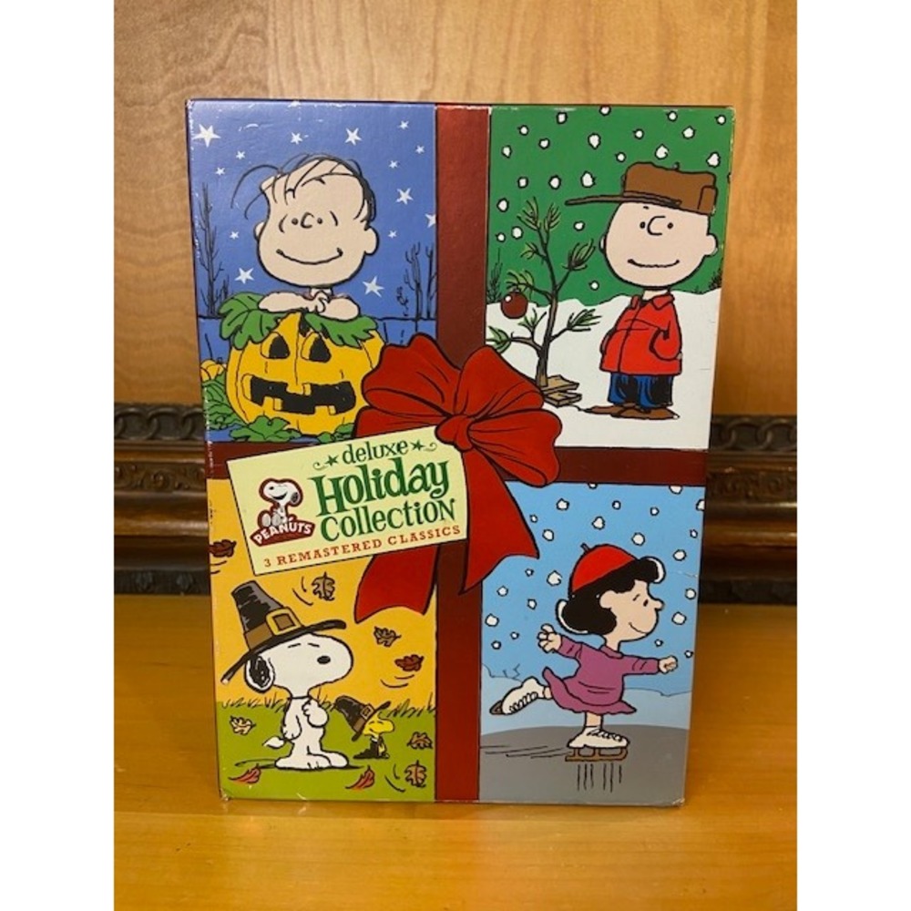 Peanuts Deluxe Holiday Collection 3 DVD Box Set Charlie Brown Christmas Pumpkin